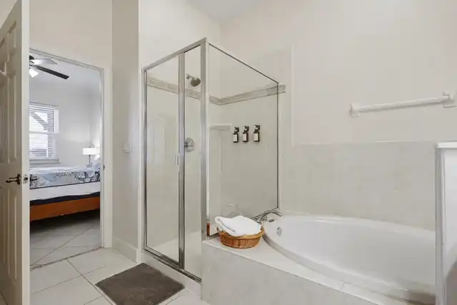 Listing Photo 16
