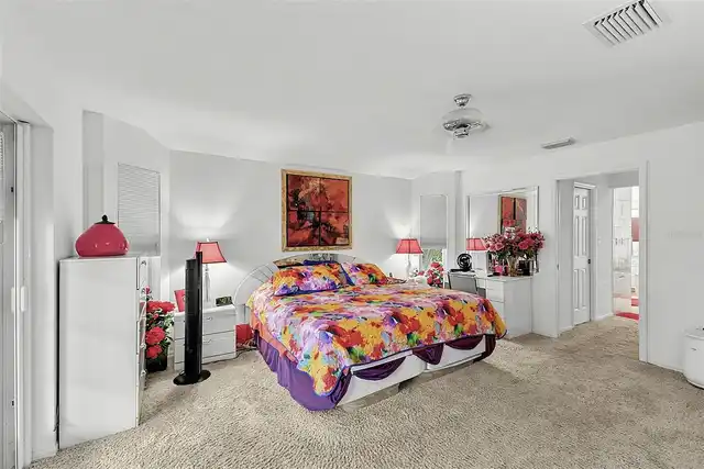 Listing Photo 24