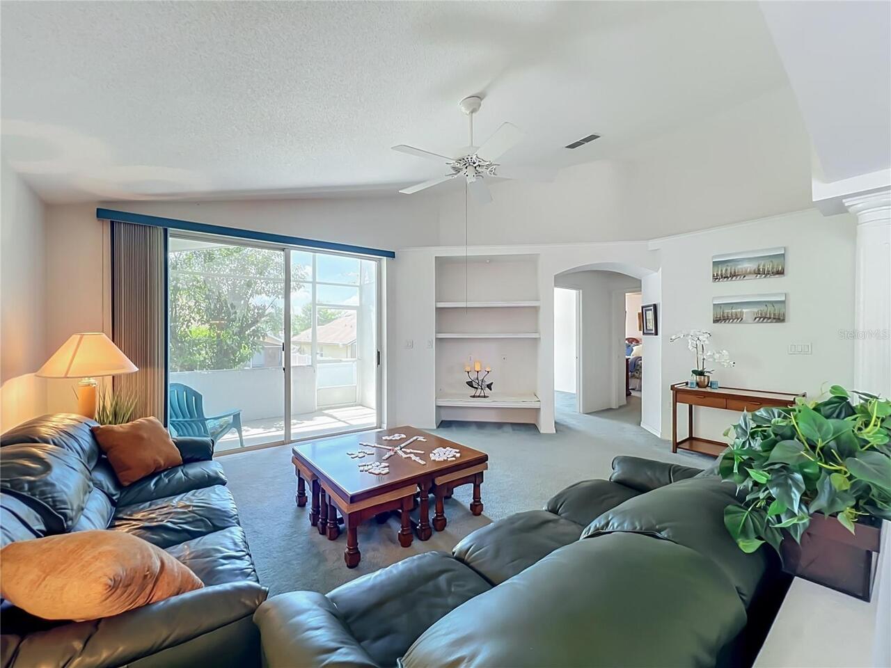Listing Photo 12