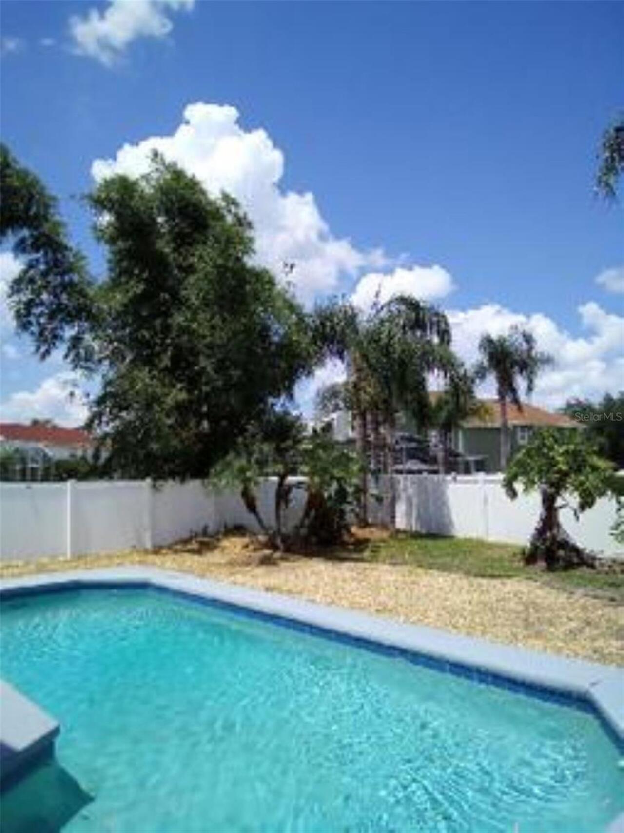 Listing Photo 24