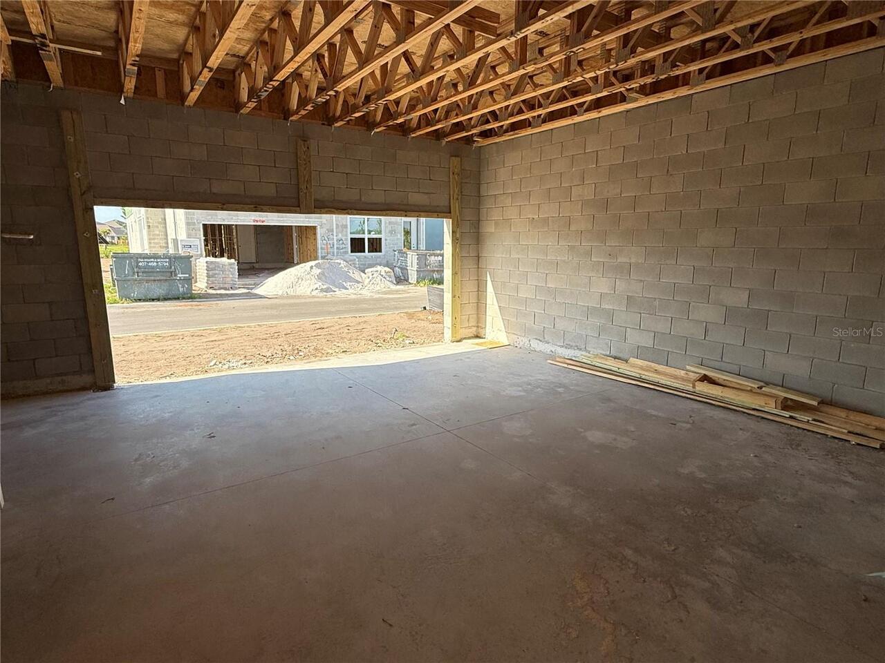 Listing Photo 9