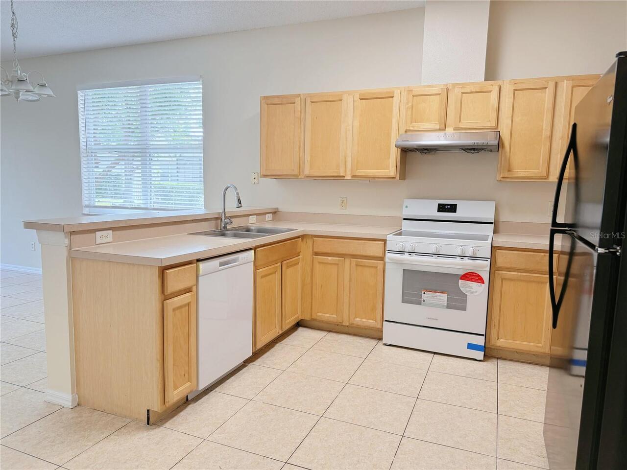 Listing Photo 7