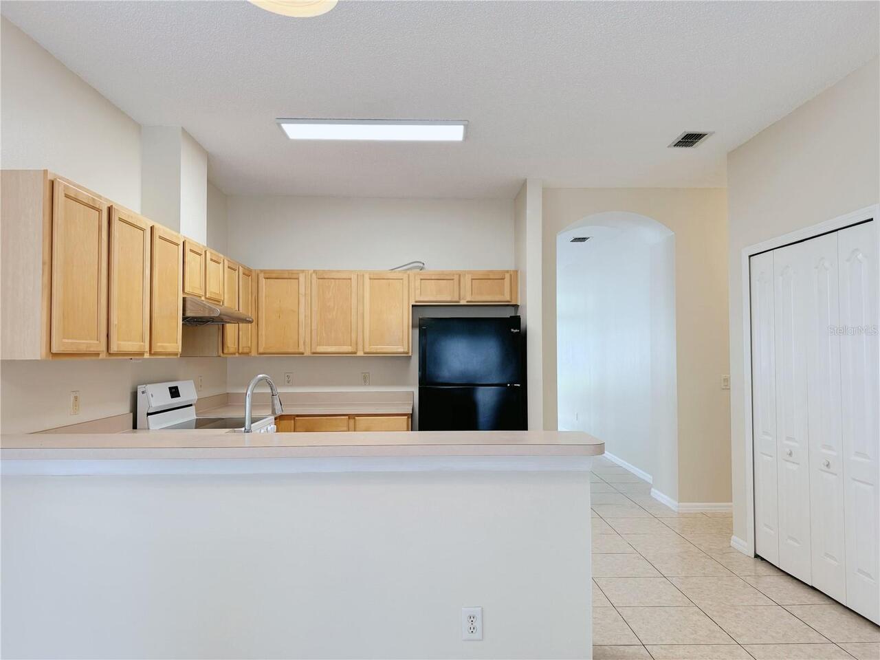 Listing Photo 9