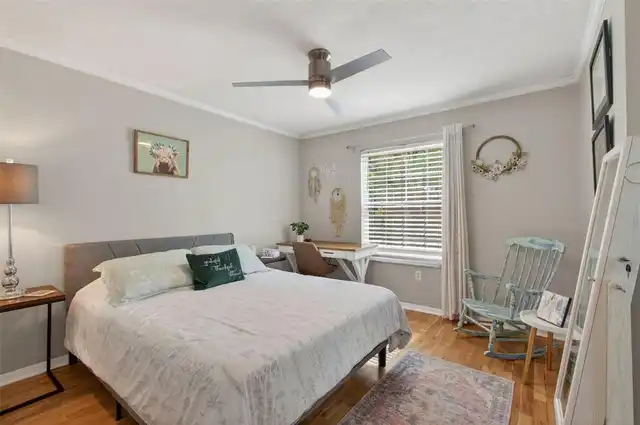 Listing Photo 16