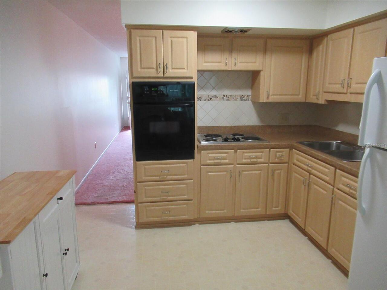 Listing Photo 11