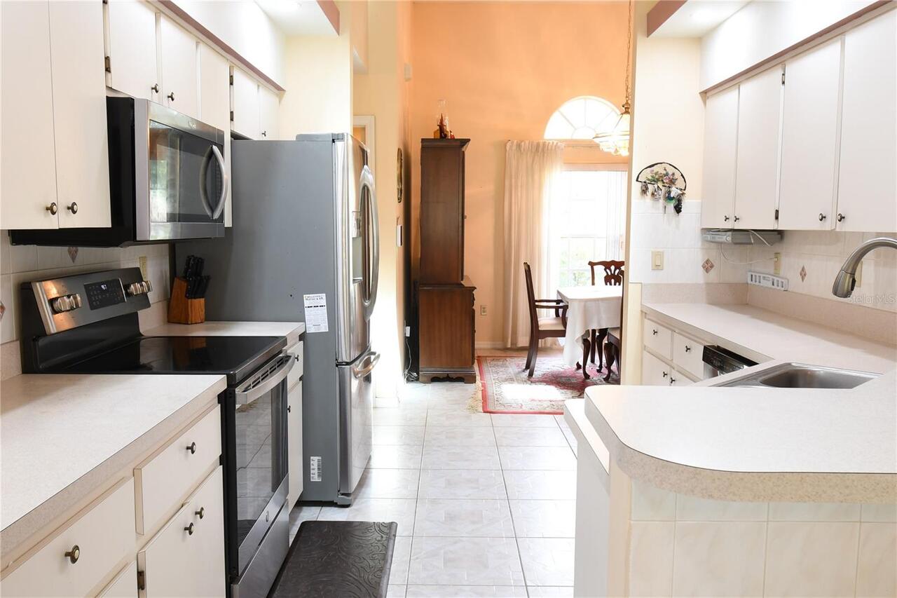 Listing Photo 8