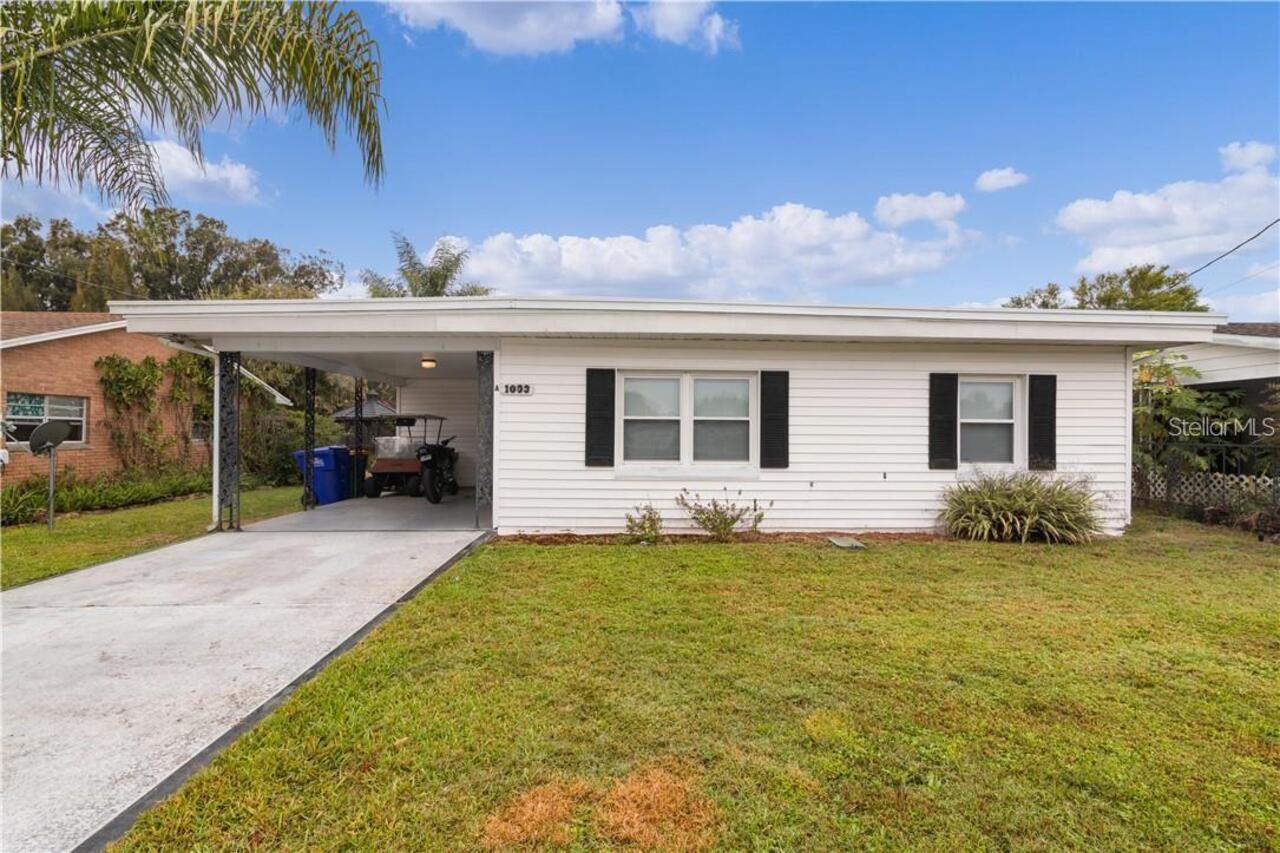 Tavares Real Estate