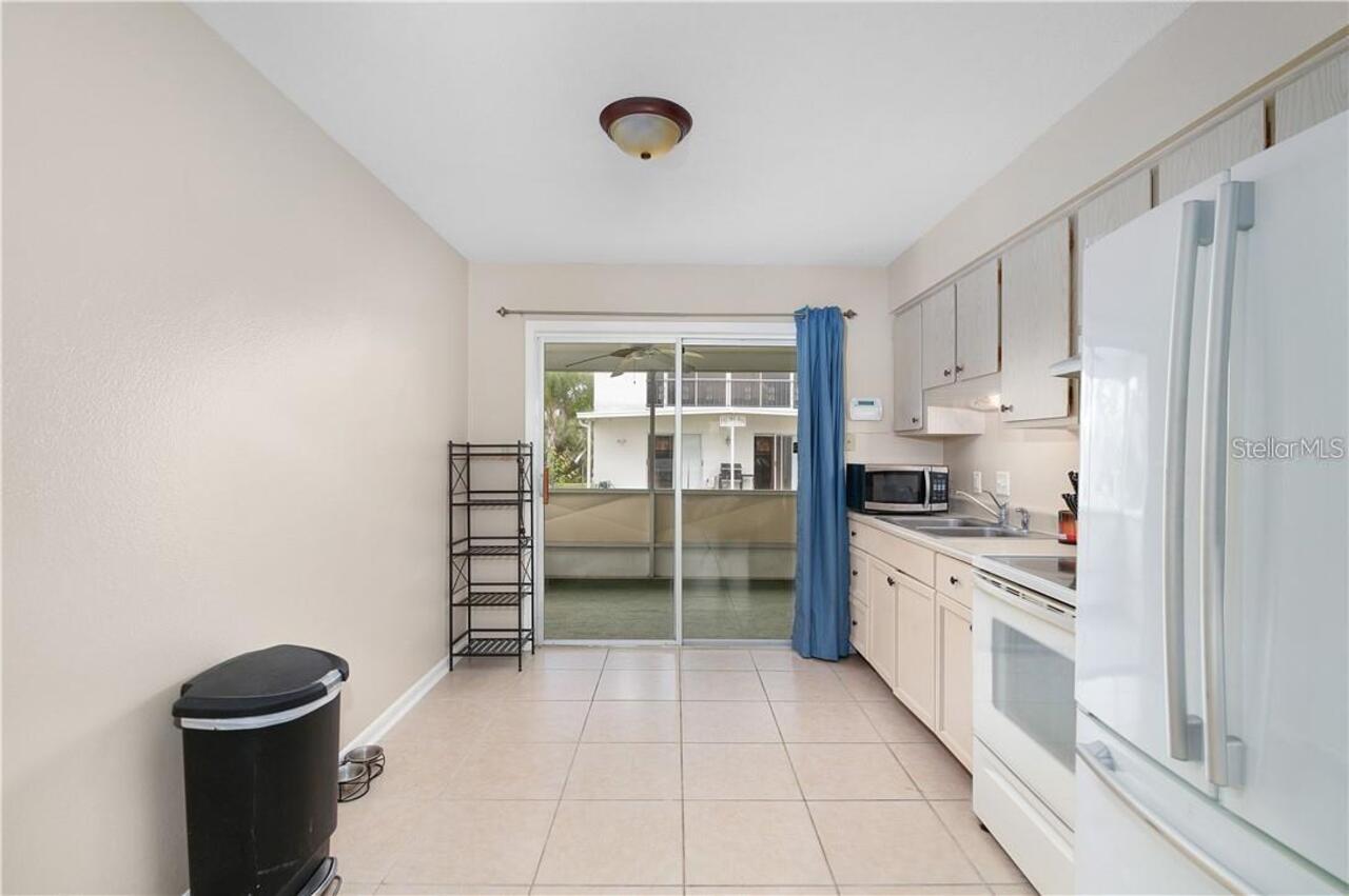 Listing Photo 11