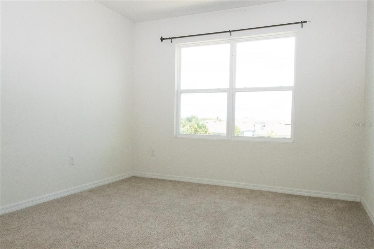 Listing Photo 36