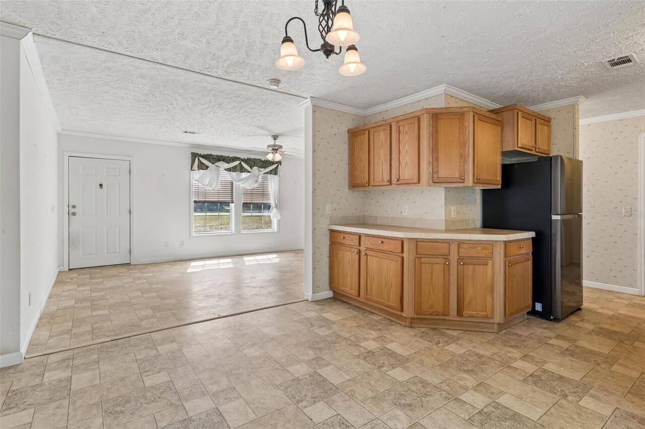 Listing Photo 17