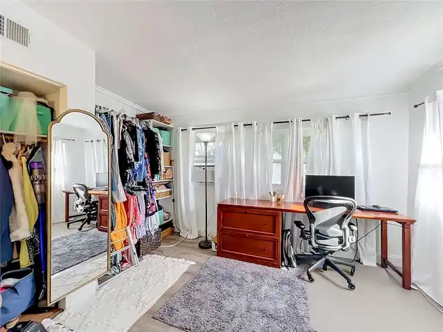 Listing Photo 24