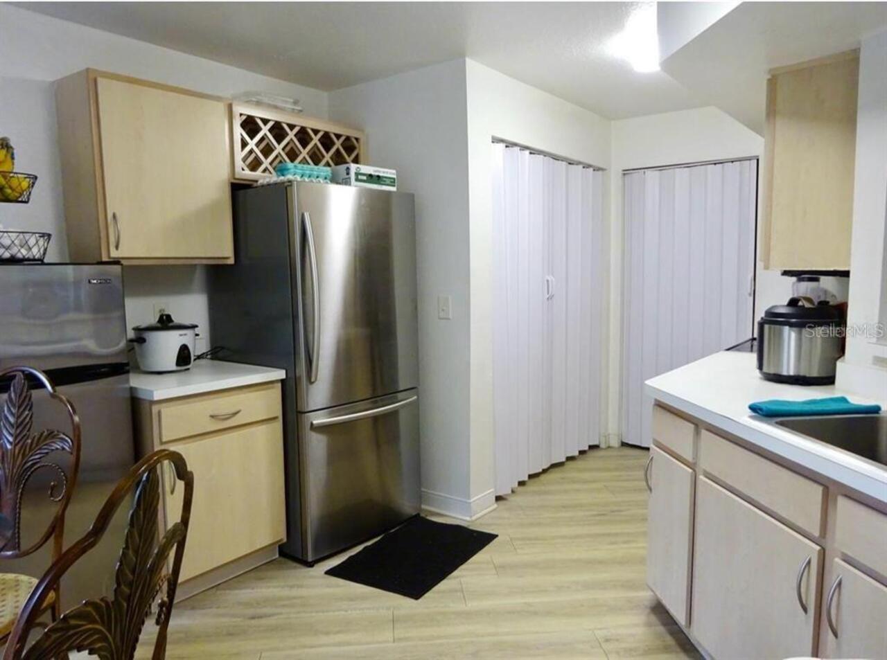 Listing Photo 8