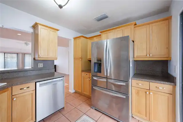 Listing Photo 16