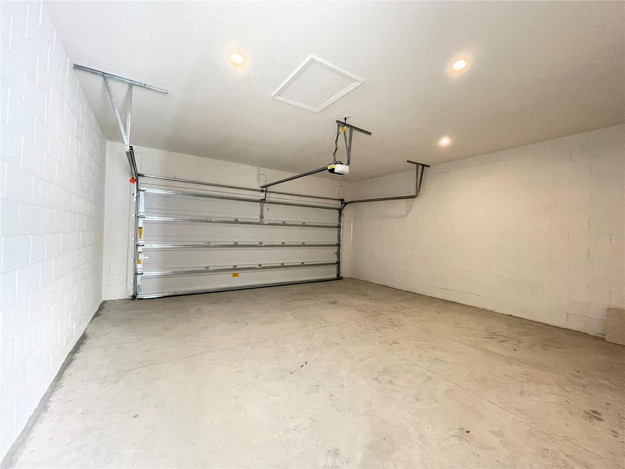 Listing Photo 11