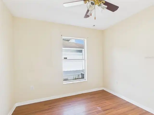 Listing Photo 25