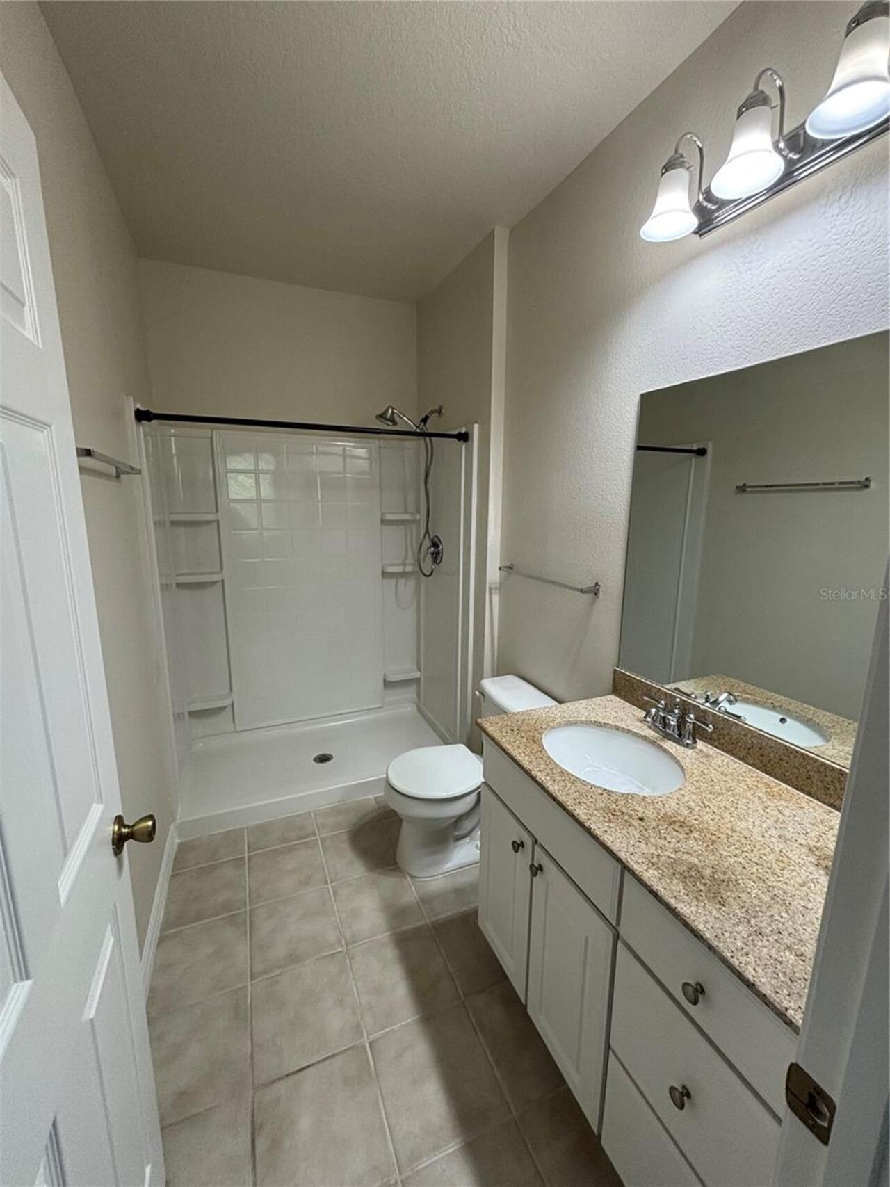 Listing Photo 9