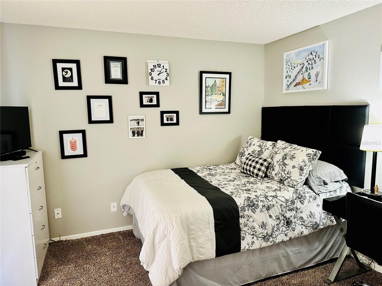 Listing Photo 15