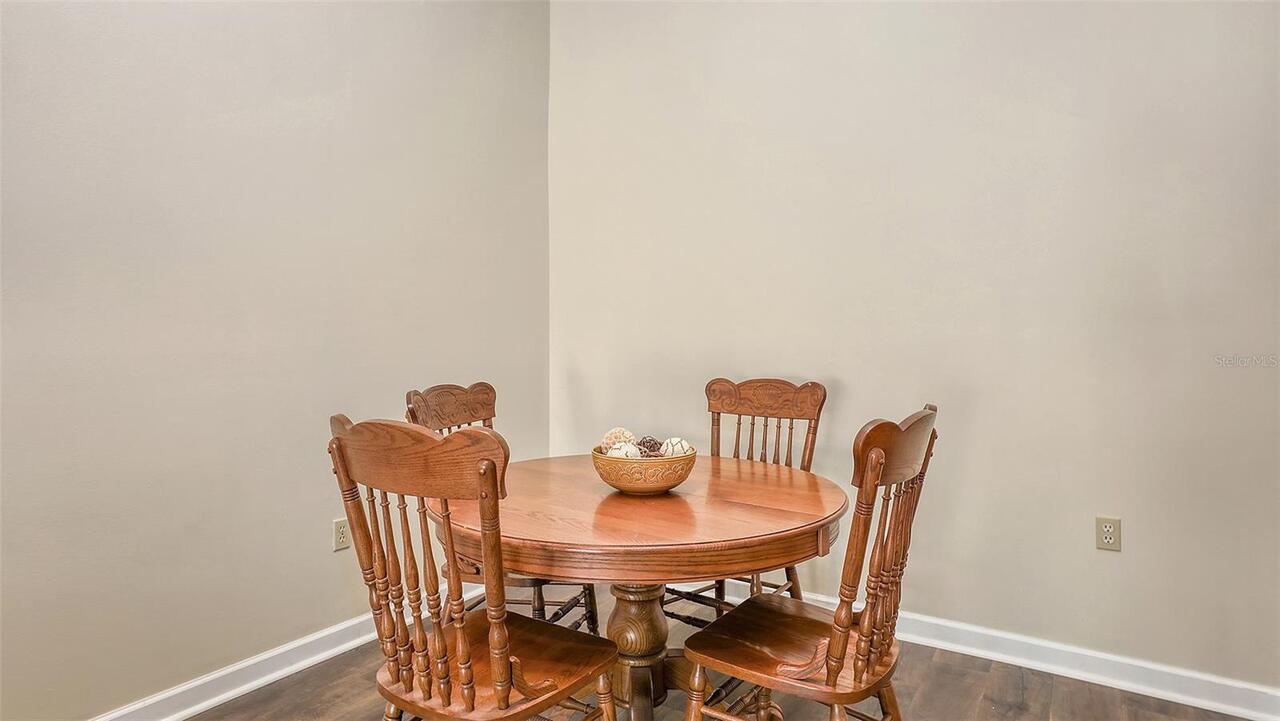 Listing Photo 8