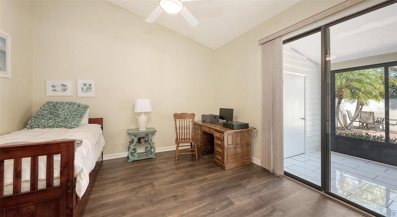 Listing Photo 22