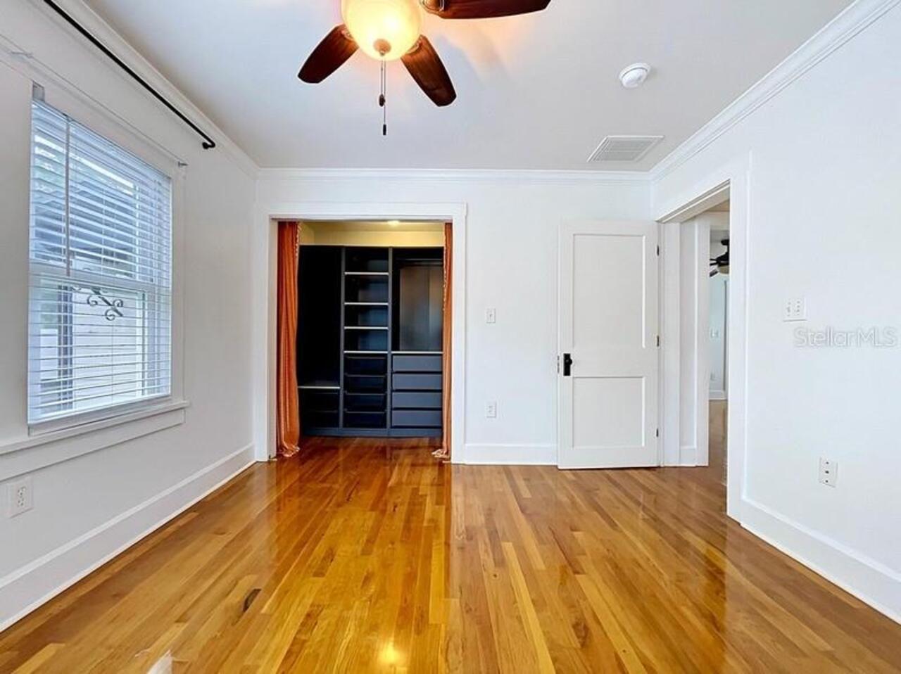 Listing Photo 12