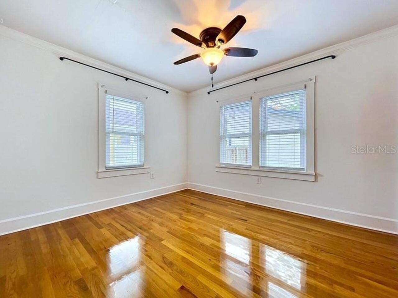 Listing Photo 14