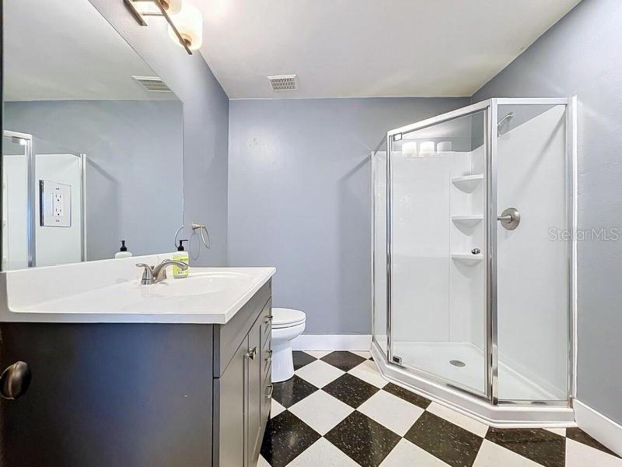 Listing Photo 15