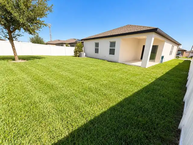 Listing Photo 17