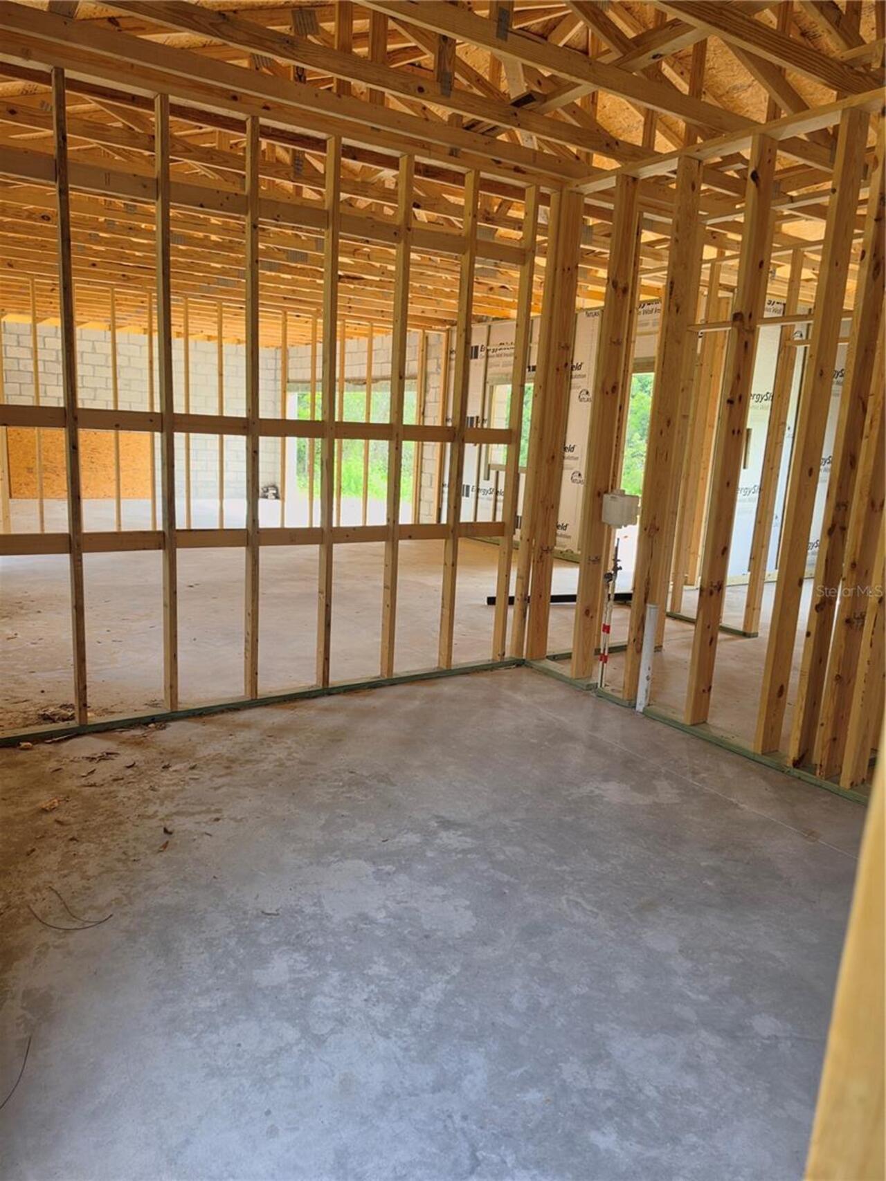 Listing Photo 6