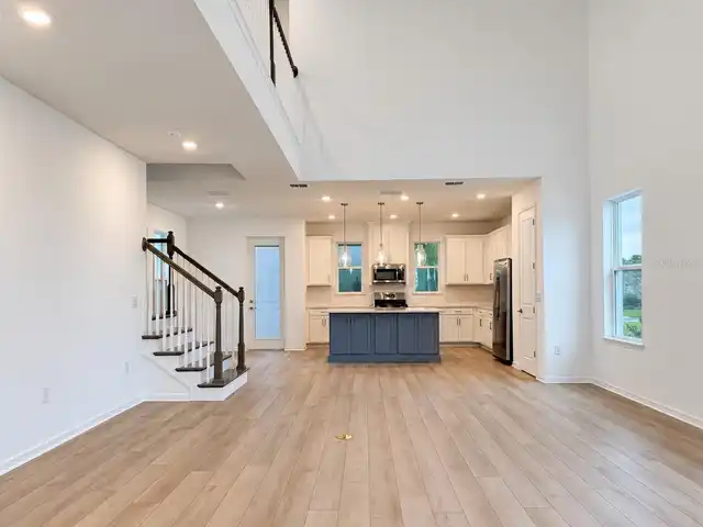 Listing Photo 16