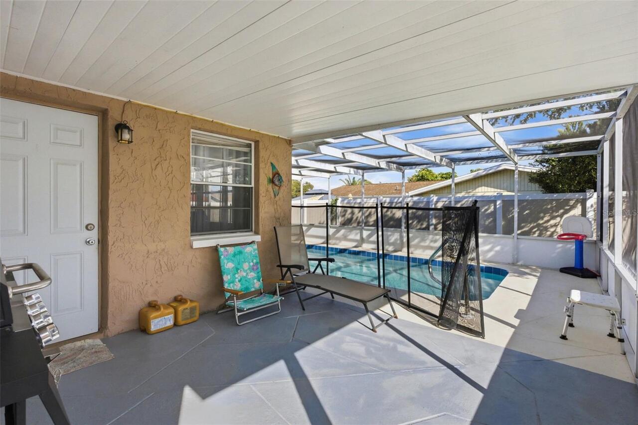 Listing Photo 11