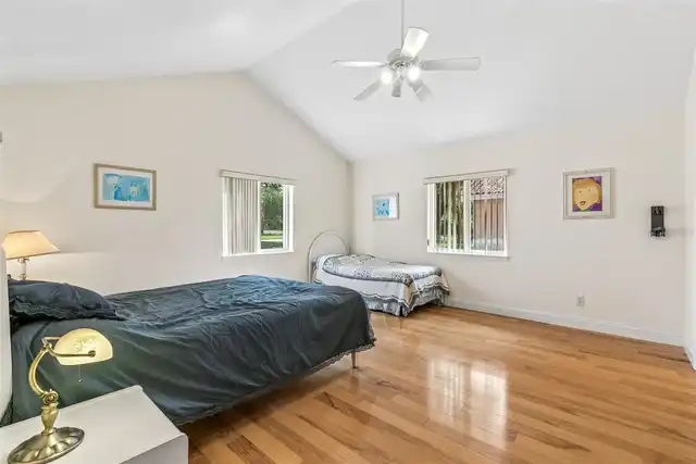 Listing Photo 20