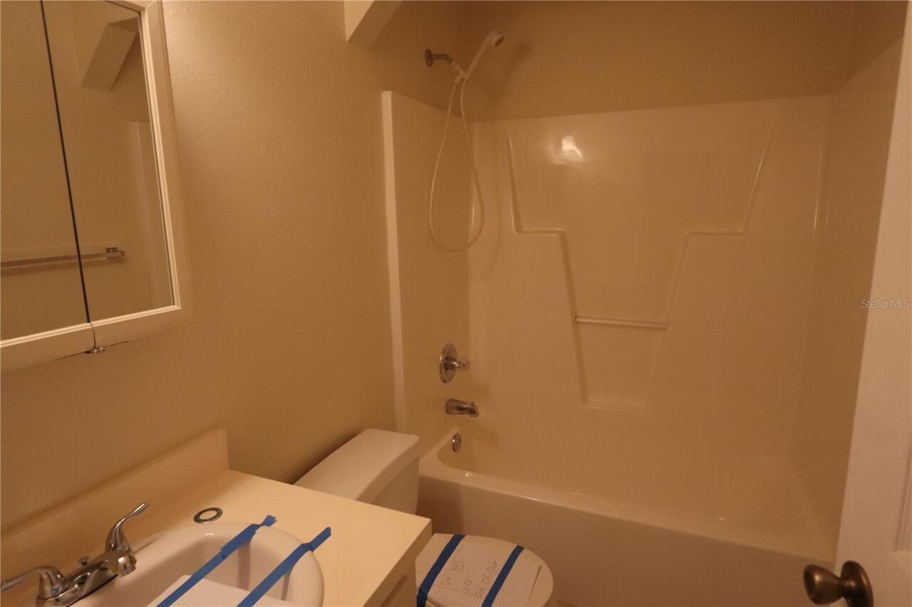 Listing Photo 11