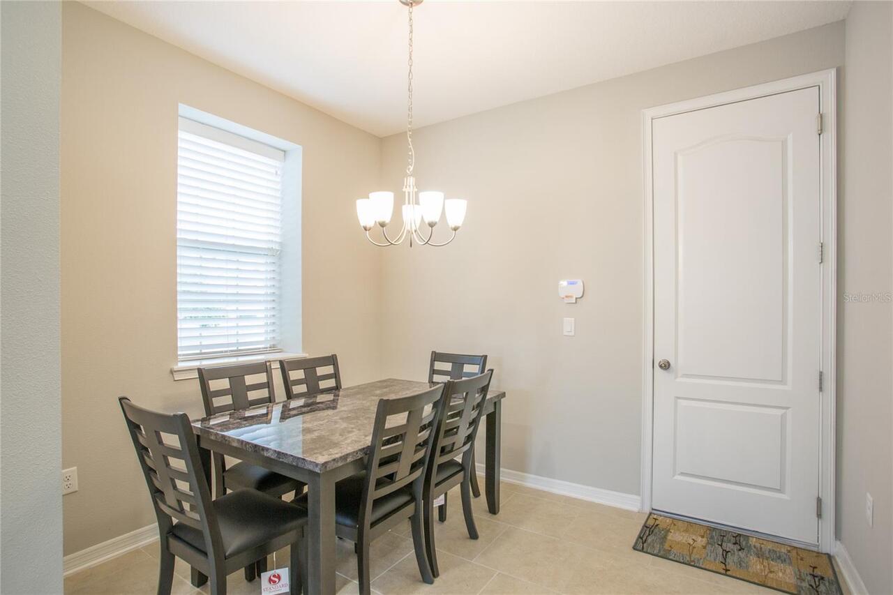 Listing Photo 8