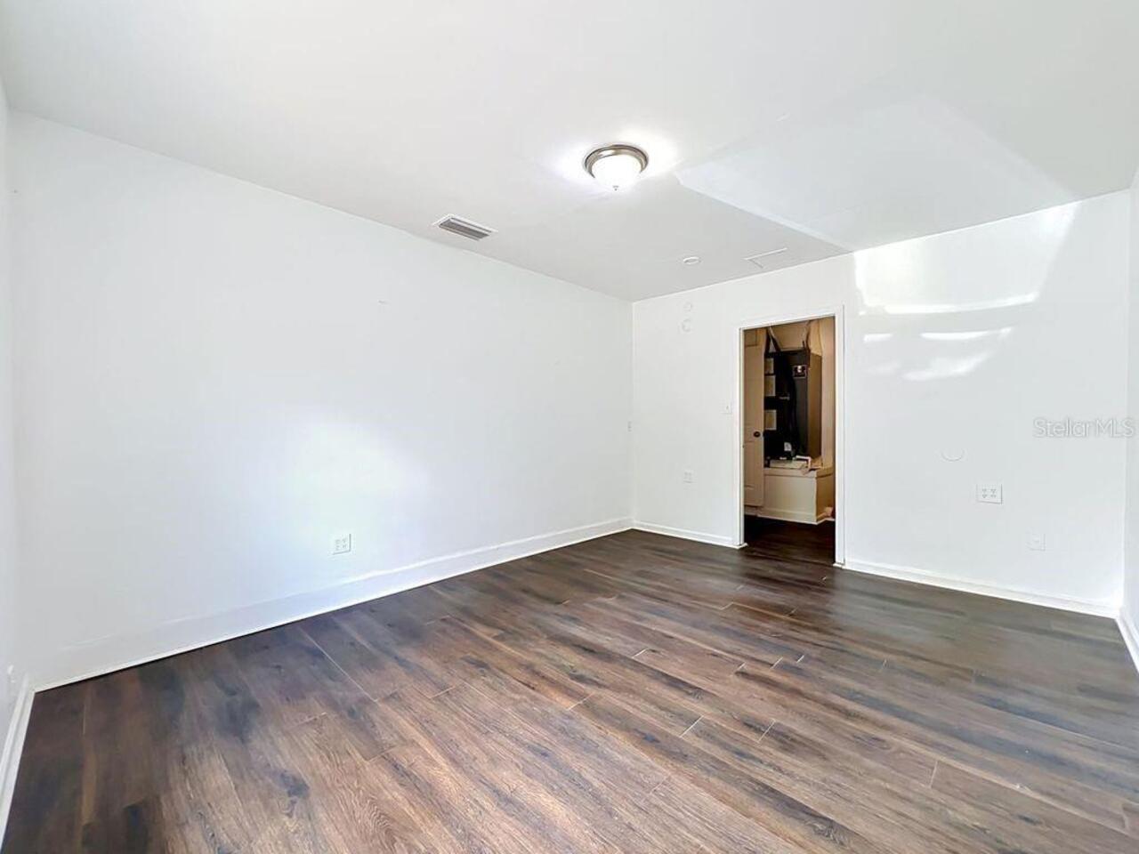 Listing Photo 43