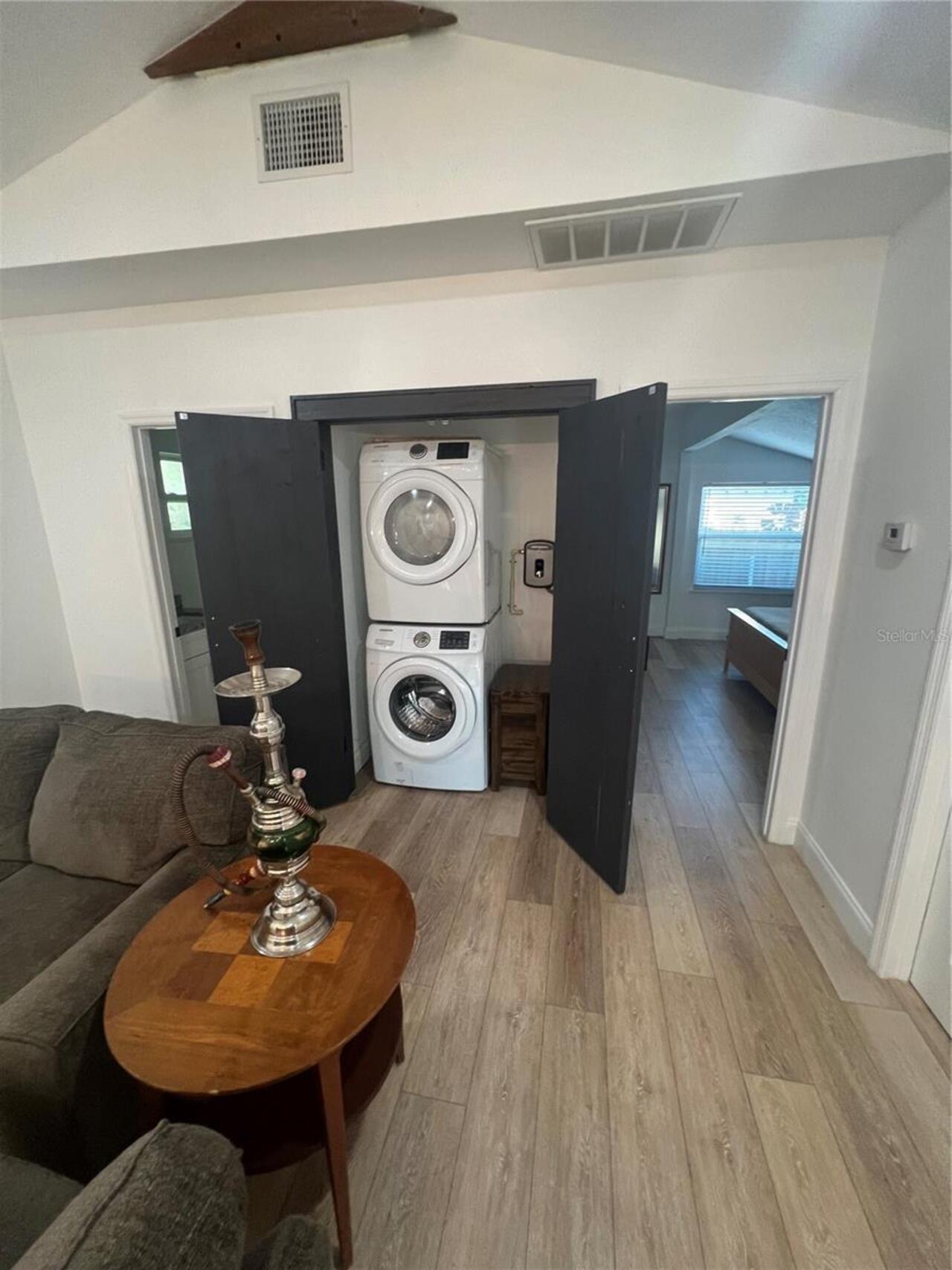 Listing Photo 8