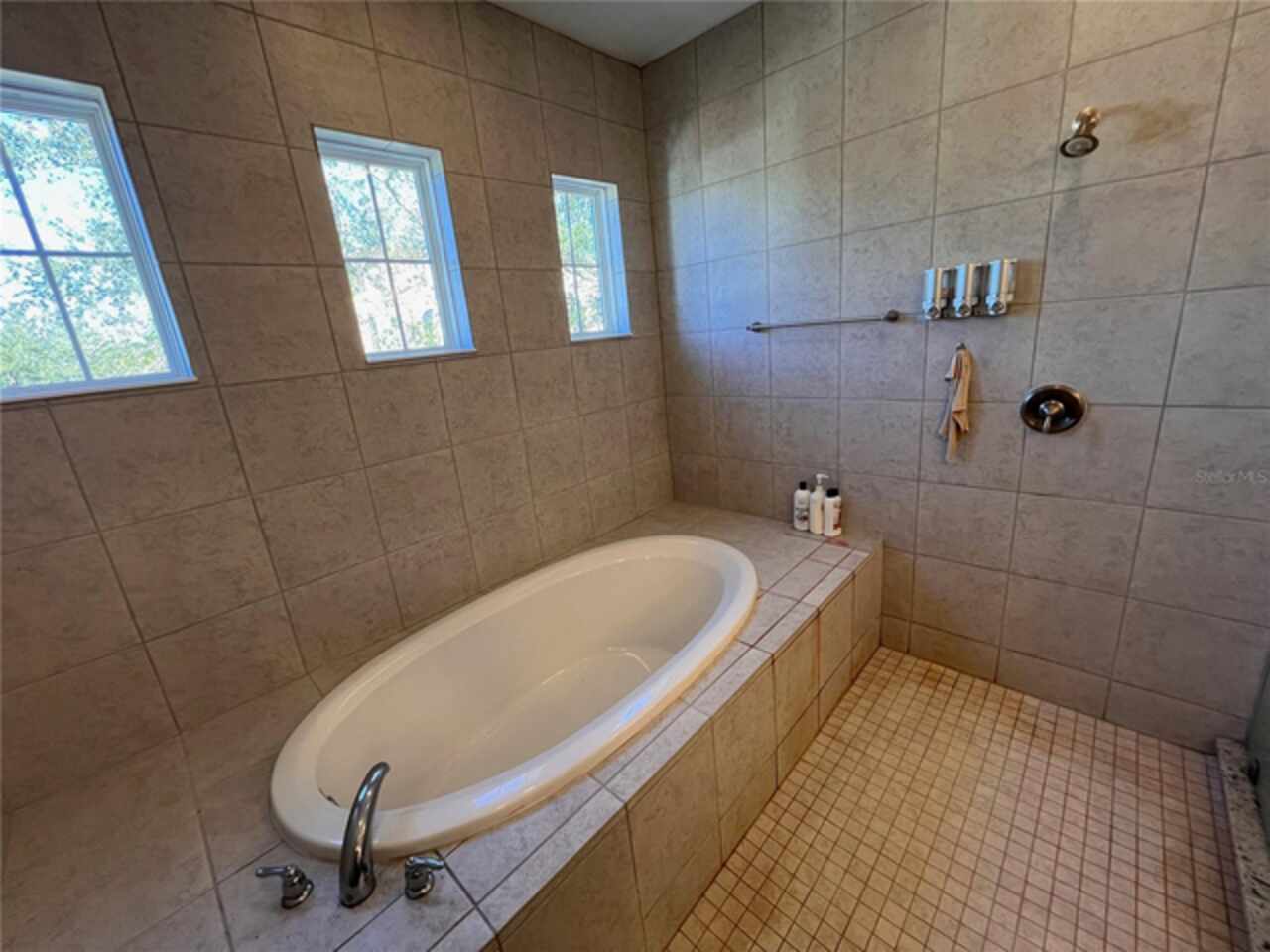 Listing Photo 21