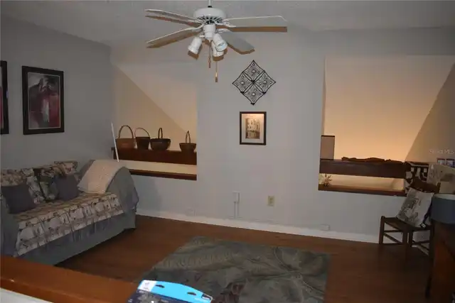 Listing Photo 17