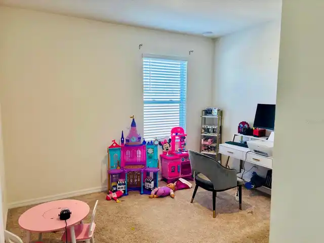 Listing Photo 7
