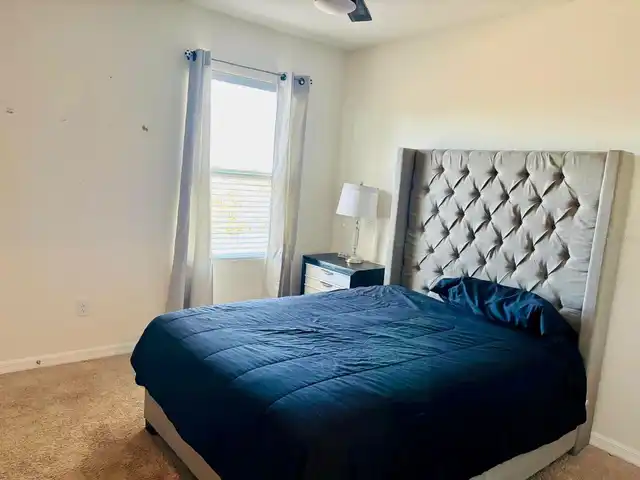 Listing Photo 9