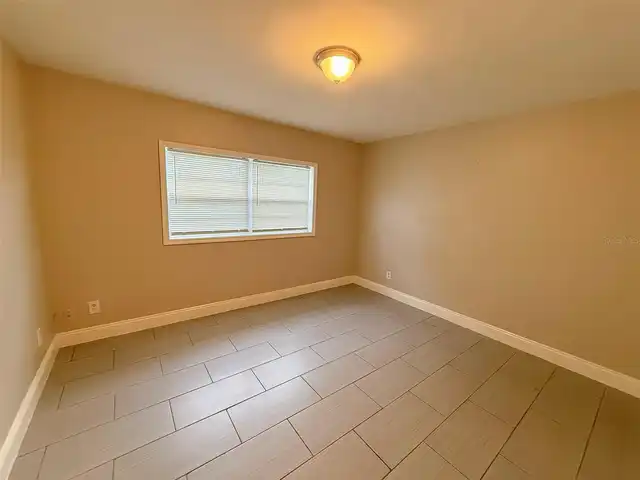 Listing Photo 24