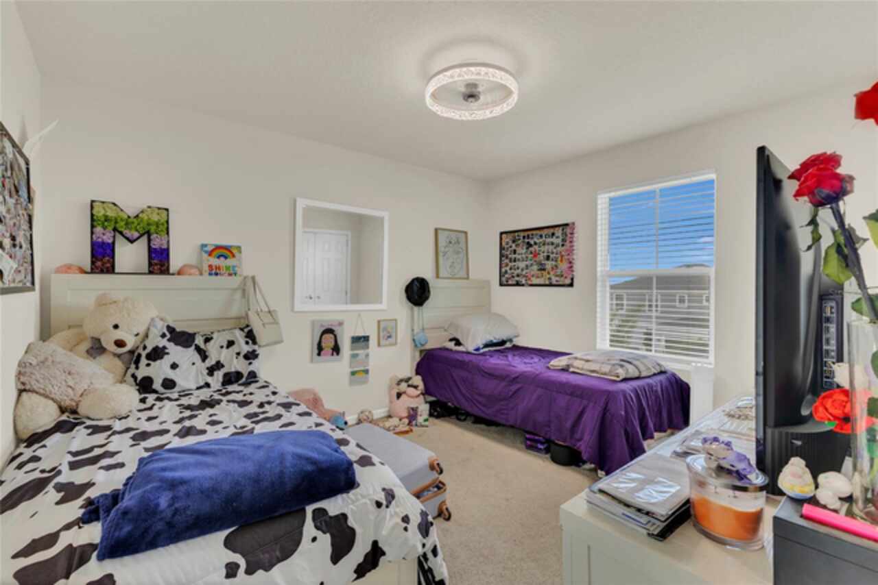 Listing Photo 14