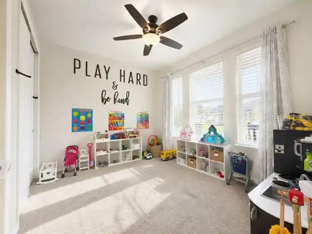 Listing Photo 10