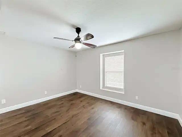 Listing Photo 20