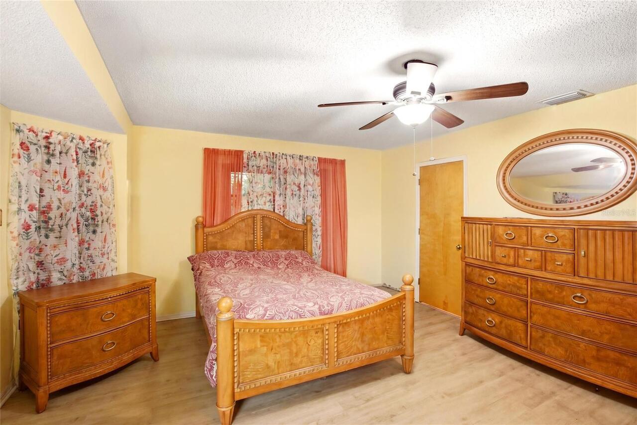 Listing Photo 32