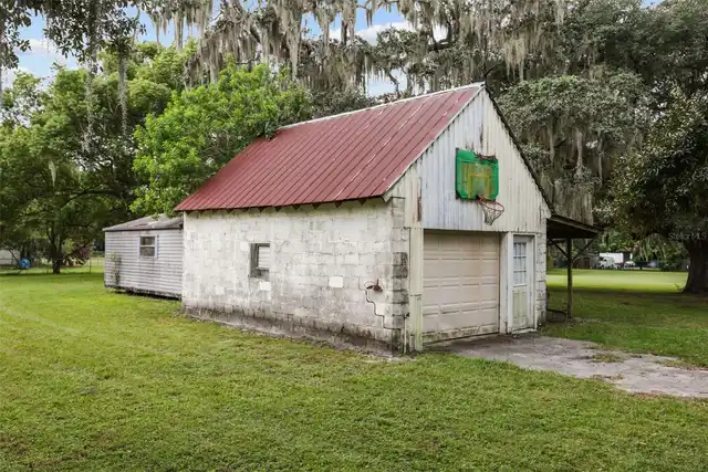 Listing Photo 18