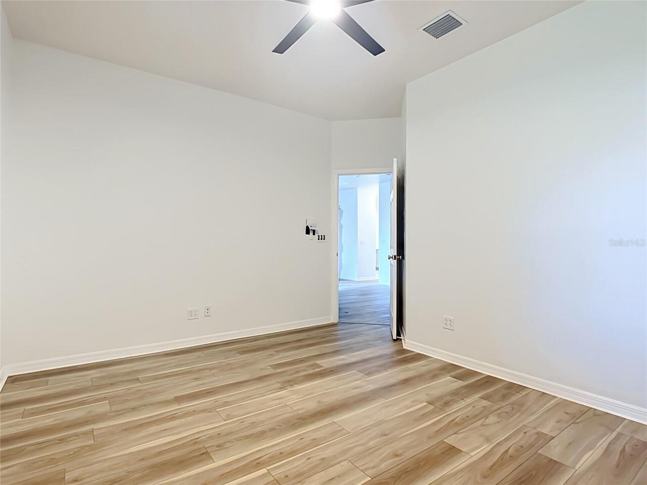 Listing Photo 37