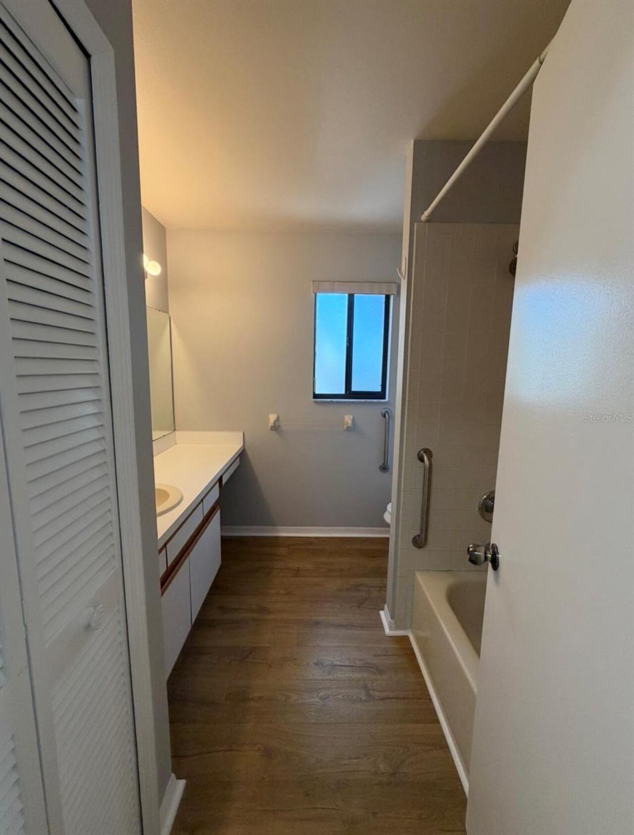 Listing Photo 16