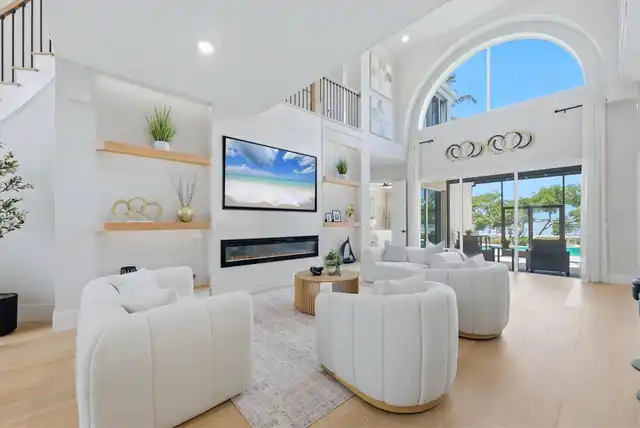 Listing Photo 15