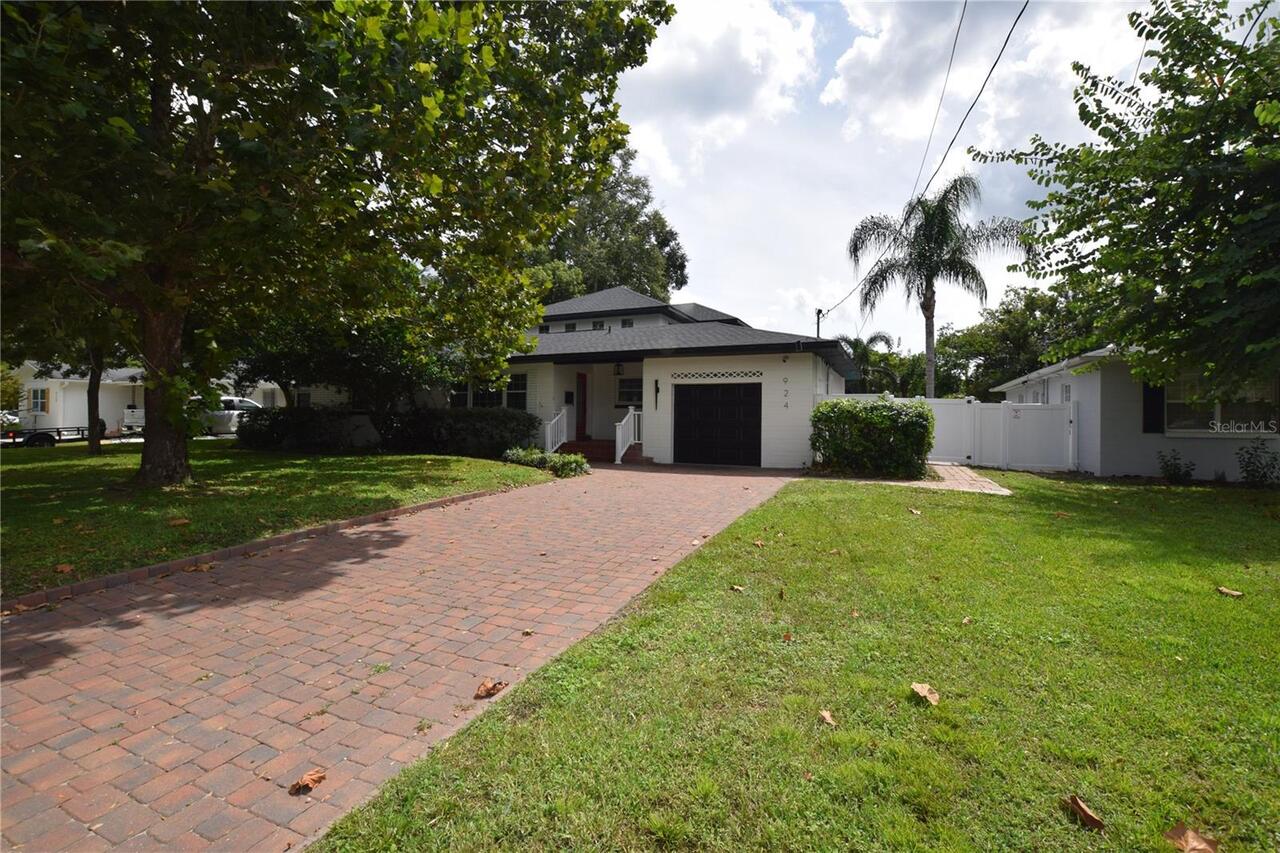 3BR, Residential Lease, 2BA, $4,200
Read More