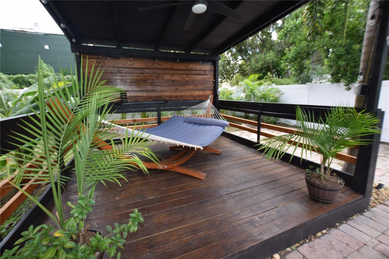 Listing Photo 10